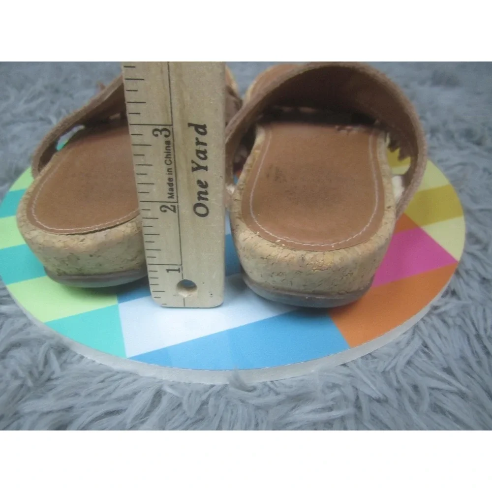Yellow Box Sandals Womens Size 8 Brown Suede Fringe Thong Cork Wedge Slip On - Picture 7 of 8